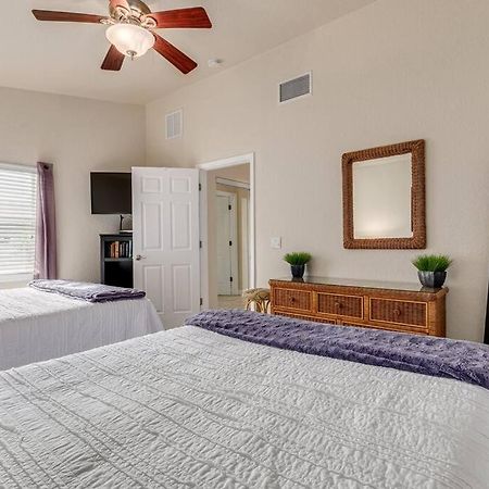 Steps To The Beach And Restaurants! - Coconut Villa'S Suite 1 St. Pete Beach Esterno foto